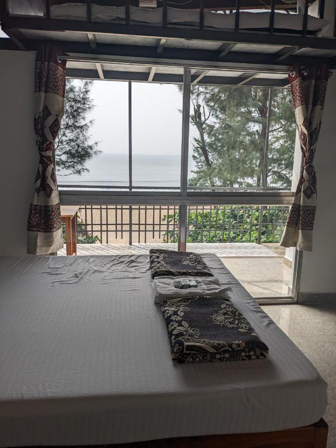 Surya Beach Cafe And Stay Gokarna  Exterior photo